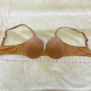 EUC Chantelle 34C bra